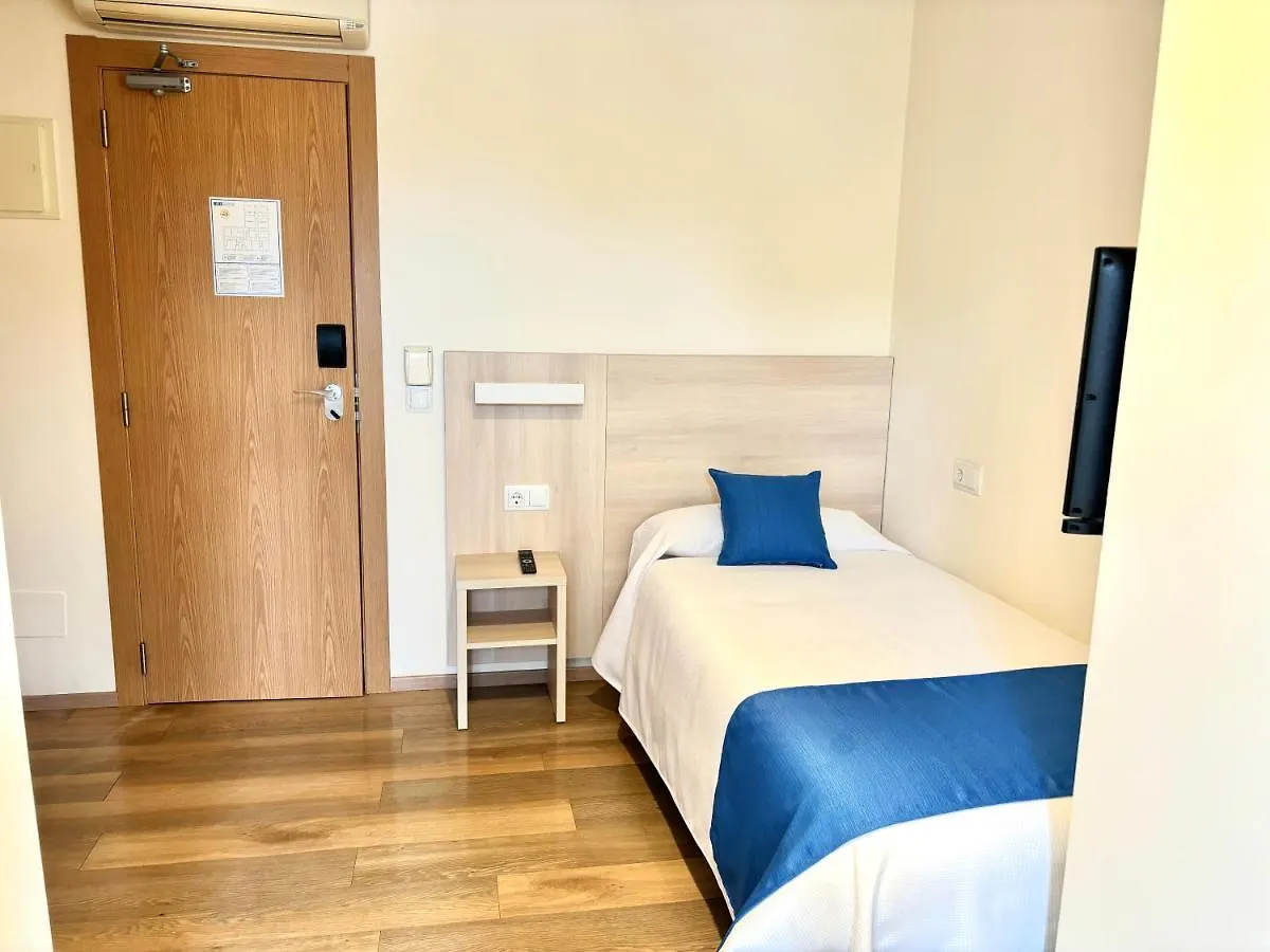 ***  Bluewater Hotel 콜로니아 산트 호르디 스페인