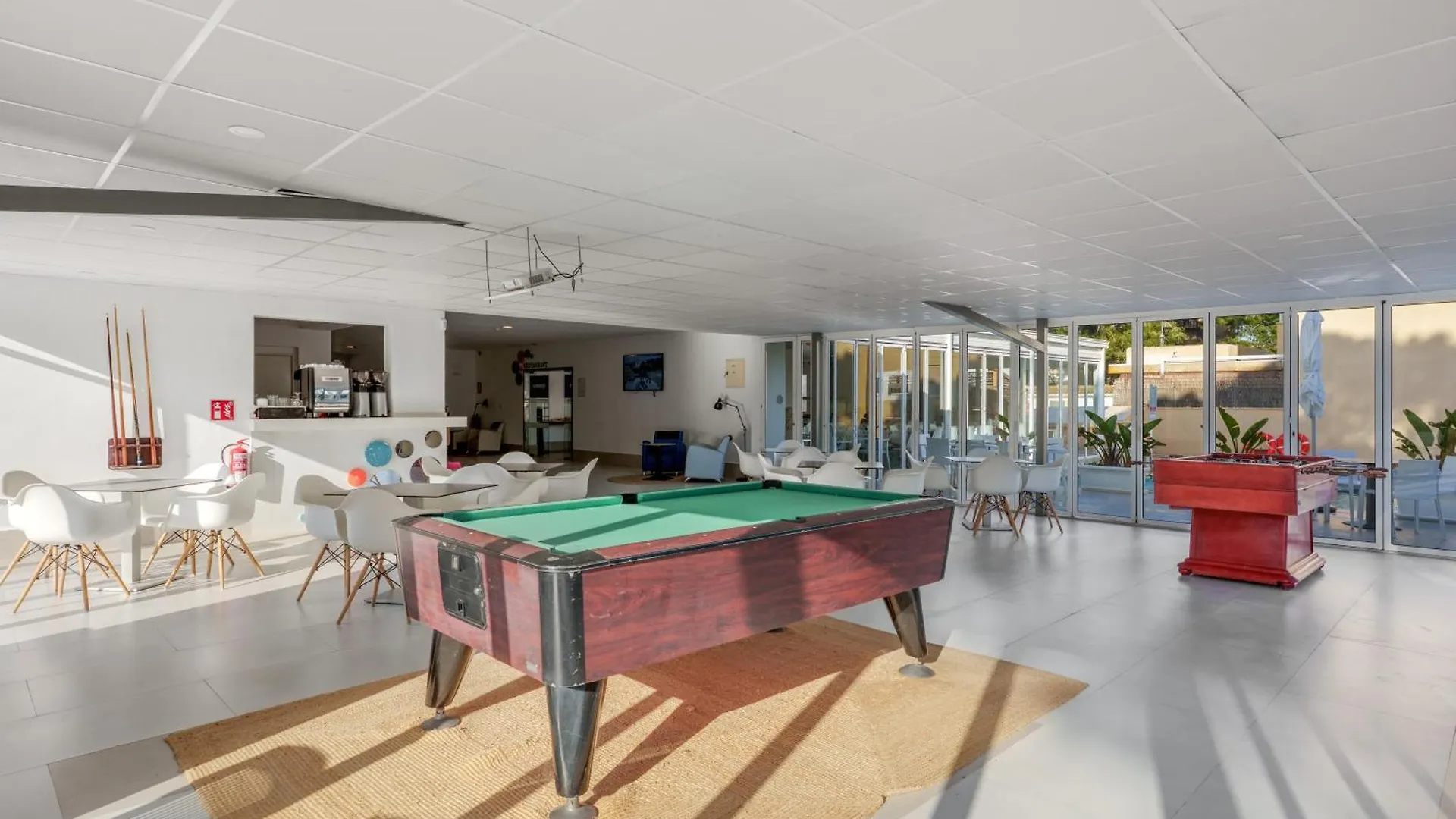 Bluewater Hotel Colonia de Sant Jordi 3*,